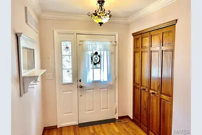 15803 Harris Ridge Court, Chesterfield, MO 63017 - Photo 5
