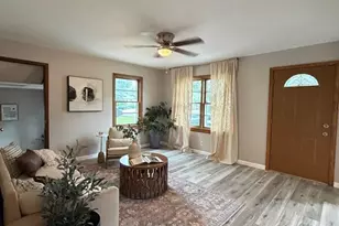 754 Loekes Dr, Florissant, MO 63031 - Photo 9