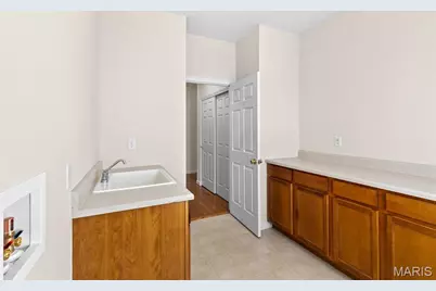 4053 Portland Ridge Drive, Florissant, MO 63034 - Photo 17