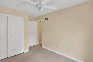 3986 Poppy Marie Ln, Saint Charles, MO 63304 - Photo 21