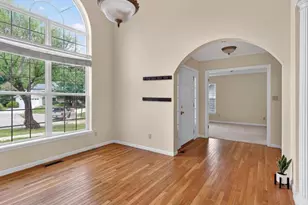 3986 Poppy Marie Ln, Saint Charles, MO 63304 - Photo 3