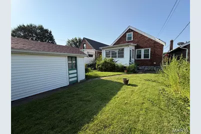 6319 Tholozan Avenue, Saint Louis, MO 63109 - Photo 5