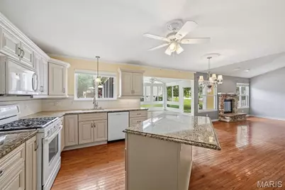 3808 Pine Forest Lane, Saint Charles, MO 63304 - Photo 15