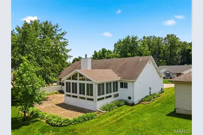 3808 Pine Forest Lane, Saint Charles, MO 63304 - Photo 3
