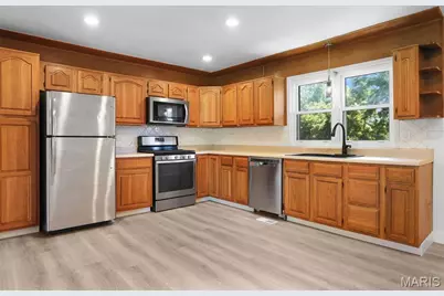 419 Woodbridge Drive, Saint Charles, MO 63303 - Photo 11