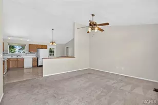 7 Red Cedar Parc Ct, O'Fallon, MO 63368 - Photo 5