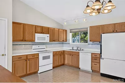 7 Red Cedar Parc Court, O'Fallon, MO 63368 - Photo 9