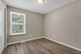 201 Becker Dr, Hazelwood, MO 63135 - Photo 11