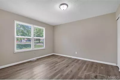 201 Becker Drive, Hazelwood, MO 63135 - Photo 13