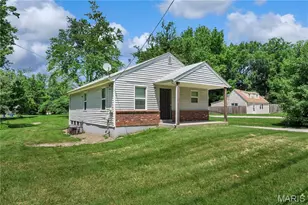 201 Becker Dr, Hazelwood, MO 63135 - Photo 3