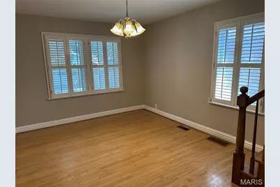 2404 Hartland Avenue, Saint Louis, MO 63114 - Photo 5