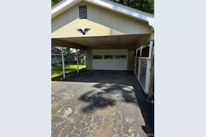 2404 Hartland Avenue, Saint Louis, MO 63114 - Photo 19