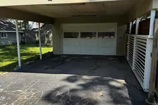 2404 Hartland Ave, Saint Louis, MO 63114 - Photo 19