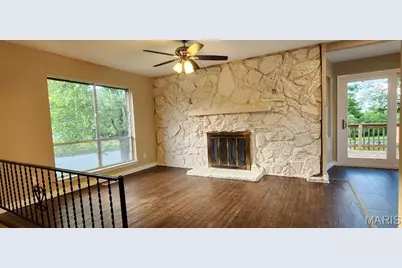 5388 Ville Maria Lane, Hazelwood, MO 63042 - Photo 5