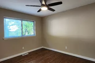 5388 Ville Maria Ln, Hazelwood, MO 63042 - Photo 19