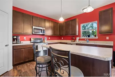 425 Dusty Brook Drive, O'Fallon, MO 63366 - Photo 9
