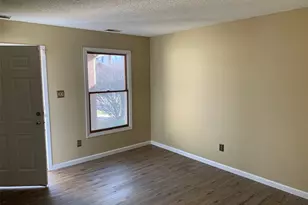 935 Amaral Cir, Saint Louis, MO 63137 - Photo 7