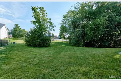 10253 Hawthorn Road, Foristell, MO 63348 - Photo 7