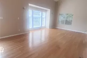 11 Cabanne Townhome Dr, Saint Louis, MO 63112 - Photo 3