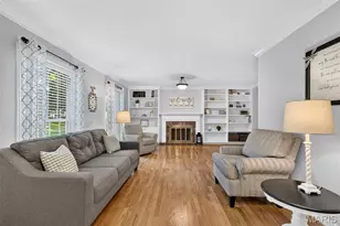 325 Nantucket Dr, Ballwin, MO 63011 - Photo 7