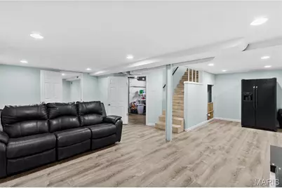 210 Eldorado Drive, Florissant, MO 63031 - Photo 13