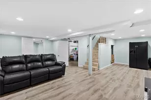 210 Eldorado Dr, Florissant, MO 63031 - Photo 13