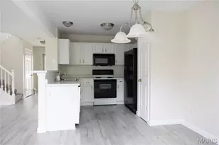 161 Bayhill Village Dr, O'Fallon, MO 63368 - Photo 9