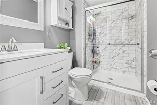4200 Meadowgreen Trails Dr, Saint Louis, MO 63129 - Photo 5