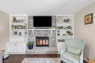 4200 Meadowgreen Trails Dr, Saint Louis, MO 63129 - Photo 13