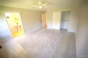 11161 Crickett Hill Dr, Saint Louis, MO 63146 - Photo 17