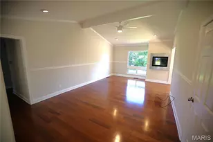 11161 Crickett Hill Dr, Saint Louis, MO 63146 - Photo 3