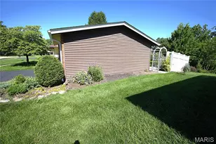 11161 Crickett Hill Dr, Saint Louis, MO 63146 - Photo 61