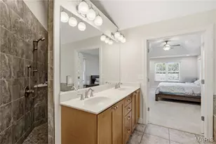 2143 Oak Dr, Saint Louis, MO 63131 - Photo 27