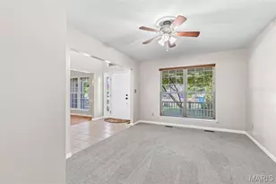 200 Romaine Spring View, Fenton, MO 63026 - Photo 5