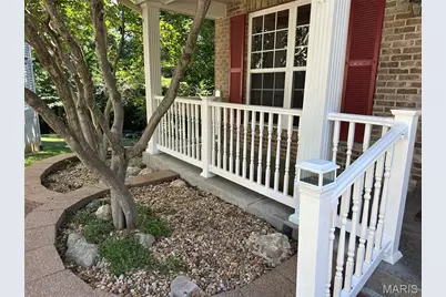 200 Romaine Spring View, Fenton, MO 63026 - Photo 3