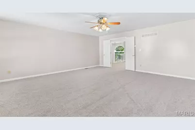 200 Romaine Spring View, Fenton, MO 63026 - Photo 25
