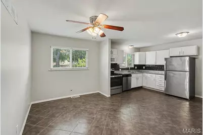 566 Candle Light Lane, Hazelwood, MO 63042 - Photo 5