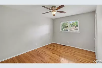 566 Candle Light Lane, Hazelwood, MO 63042 - Photo 7