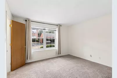 2434 Fowler Avenue, Saint Louis, MO 63114 - Photo 11