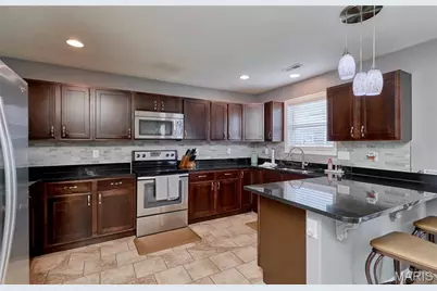 437 Prairie Creek Drive, Wentzville, MO 63385 - Photo 19