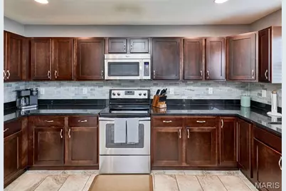 437 Prairie Creek Drive, Wentzville, MO 63385 - Photo 21