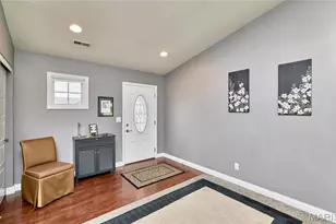 437 Prairie Creek Dr, Wentzville, MO 63385 - Photo 7