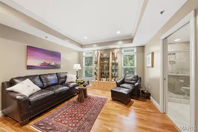540 N and South Road #204, University City, MO 63130 - Photo 15