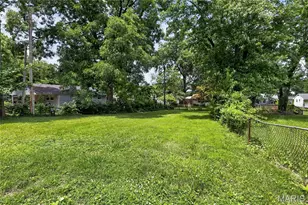 10829 Glen Garry Rd, Saint Louis, MO 63137 - Photo 21