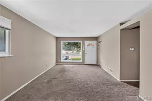10829 Glen Garry Rd, Saint Louis, MO 63137 - Photo 5
