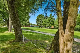578 Sarah Ln, Saint Louis, MO 63141 - Photo 29