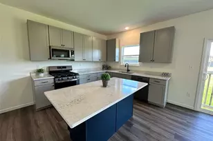 927 Little Fieldstone Court, Wentzville, MO 63385 - Photo 3