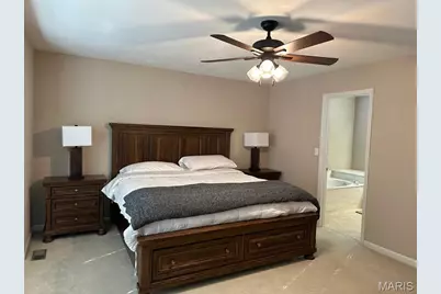 3071 Crystal Lake Drive, Oakville, MO 63129 - Photo 13