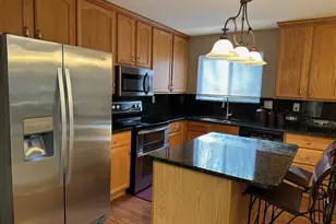 3071 Crystal Lake Dr, Oakville, MO 63129 - Photo 9