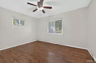 200 Hillcrest Blvd, Ballwin, MO 63021 - Photo 11